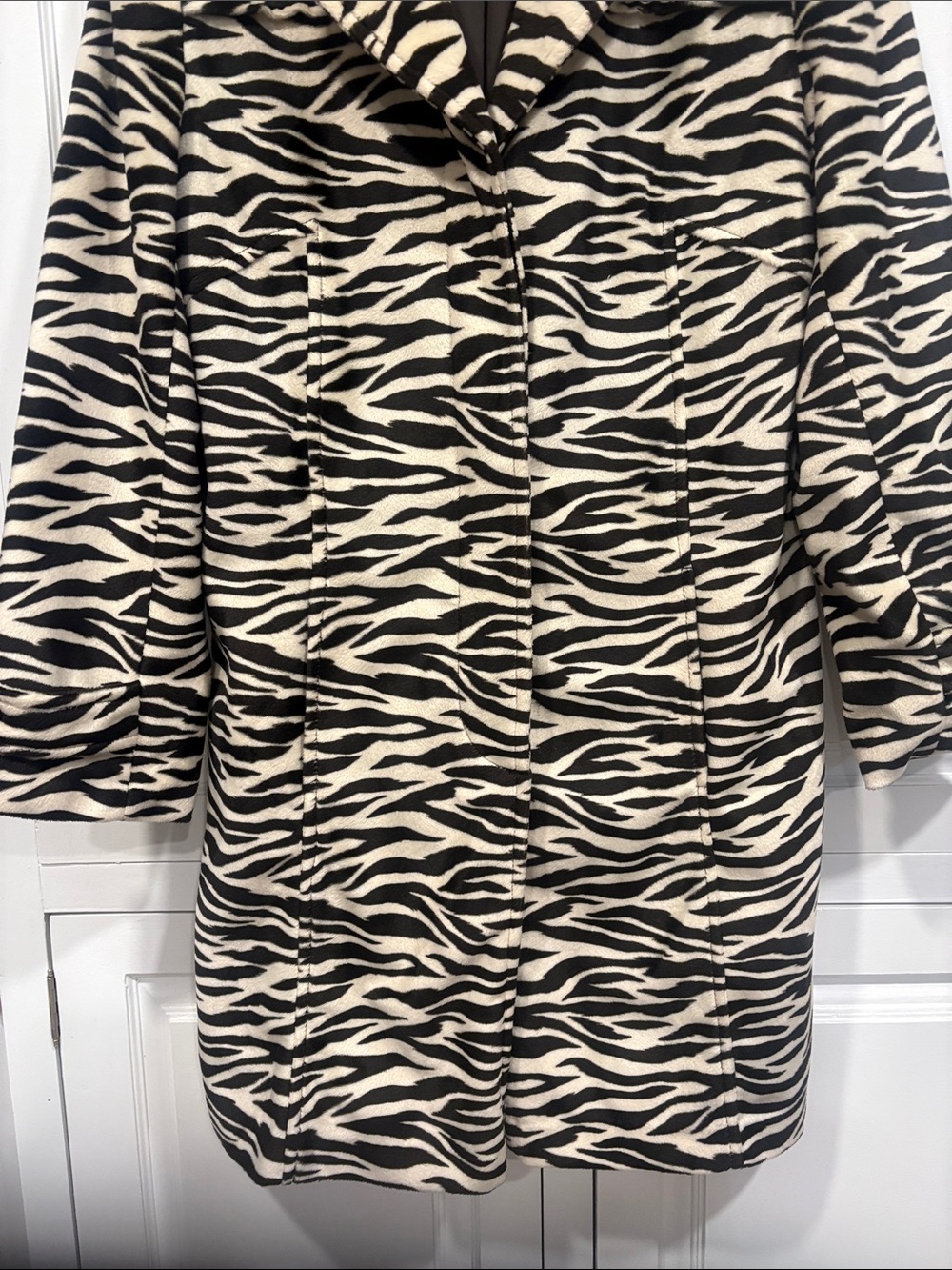 Classic MixIt Faux Fur Black and Cream Animal Print Coat - Picture 3 of 9